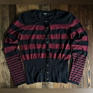 PREMISE STUDIO • Y2K cardigan knit sweater grunge emo indie black burgundy Med
